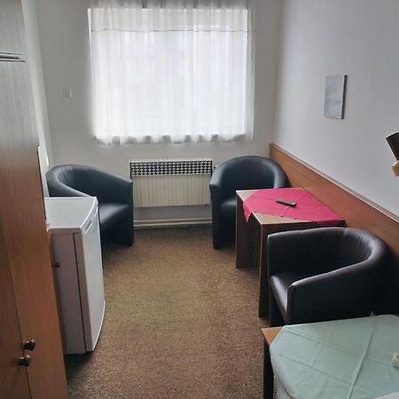 Pension Sparta Прага Екстериор снимка